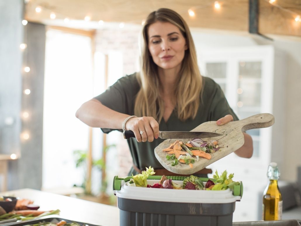 Compostage des épluchures de fruits et légumes